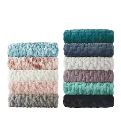 Blankets & Throws><noscript><img width=