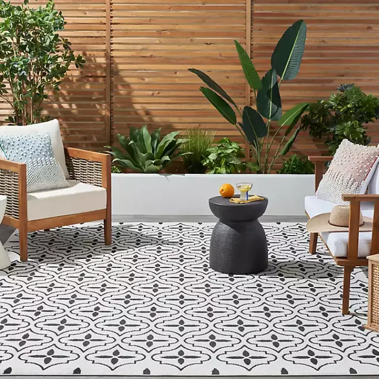 Kirklands Home Ivory & Black Quatrefoil Indoor/Outdoor Rug, 5x7 Sale