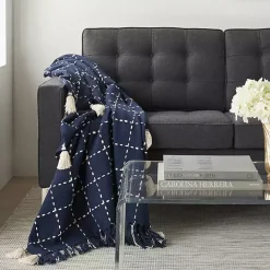 Blankets & Throws><noscript><img width=