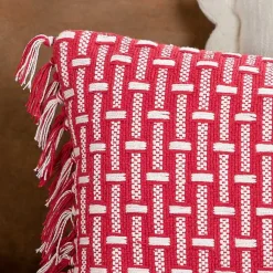 Pillows><noscript><img width=